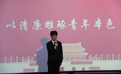 http://www.ysu.edu.cn/__local/9/20/FF/504C7106024BDA2F4DCB92CC87D_3816648A_7964.png